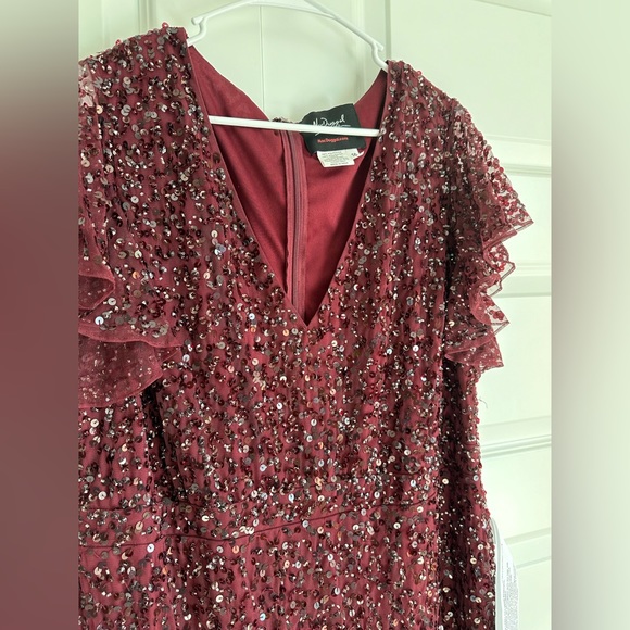 Mac Duggal Sequin V Neck Flutter Cap Sleeve Trumpet Dress Garnet NwT - Picture 7 of 12